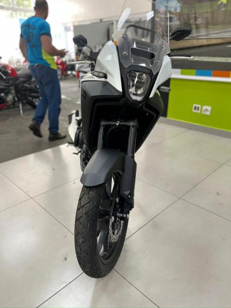 HONDA NX 200 , Foto 3