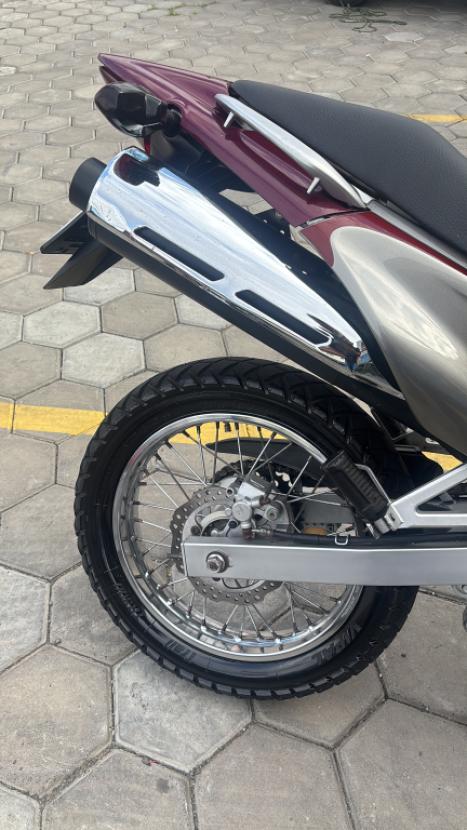 HONDA NX Falcon 400, Foto 11