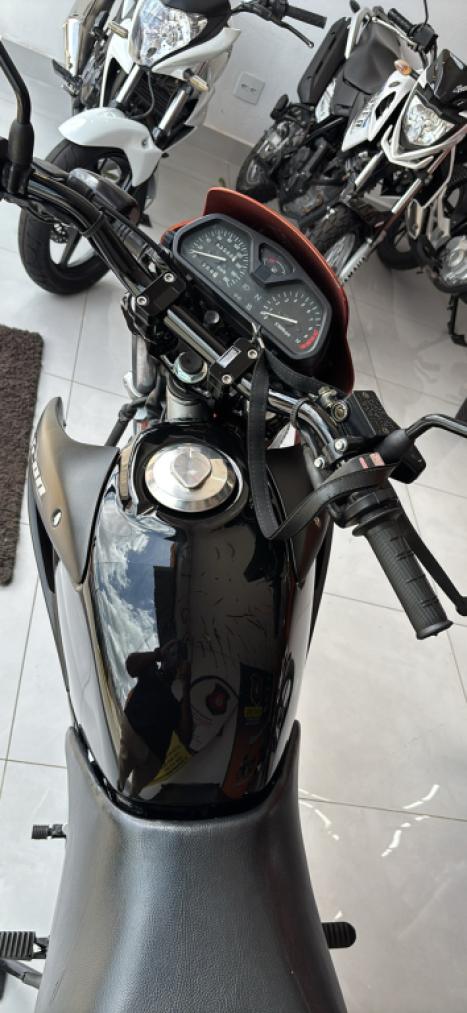 HONDA NX Falcon 400, Foto 3