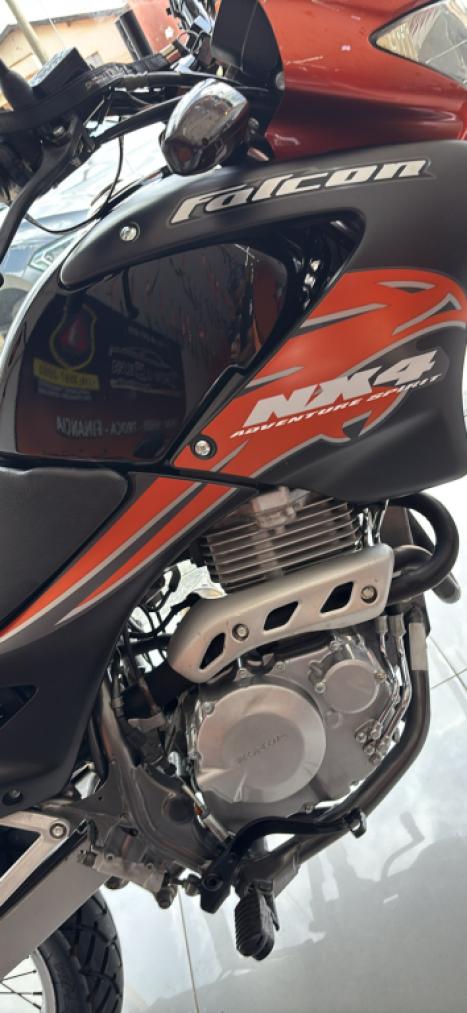 HONDA NX Falcon 400, Foto 9