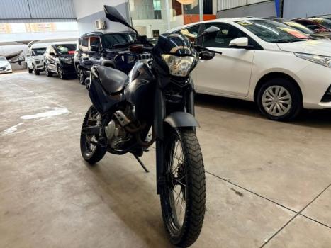 HONDA NX Falcon 400, Foto 2