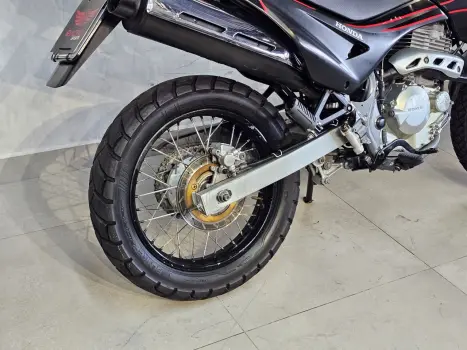 HONDA NX Falcon 400, Foto 3