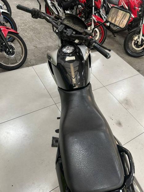 HONDA NX Falcon 400, Foto 4