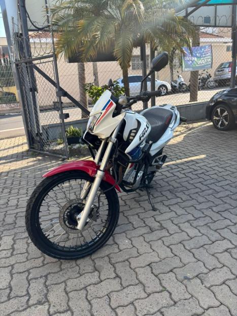 HONDA NX Falcon 400, Foto 2
