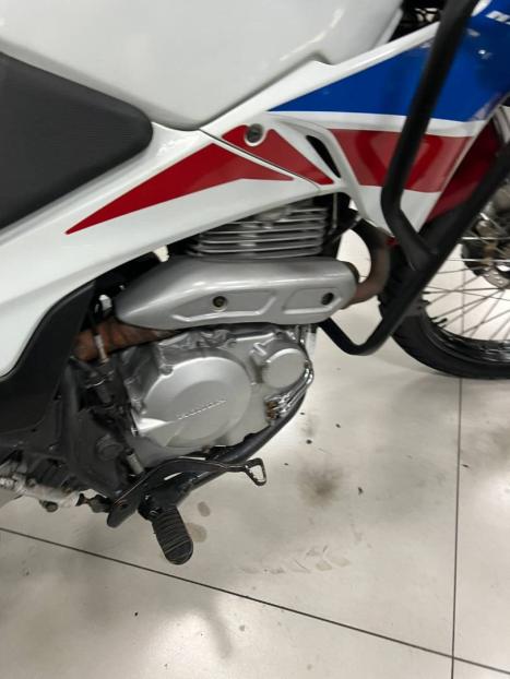HONDA NX Falcon 400 I, Foto 6