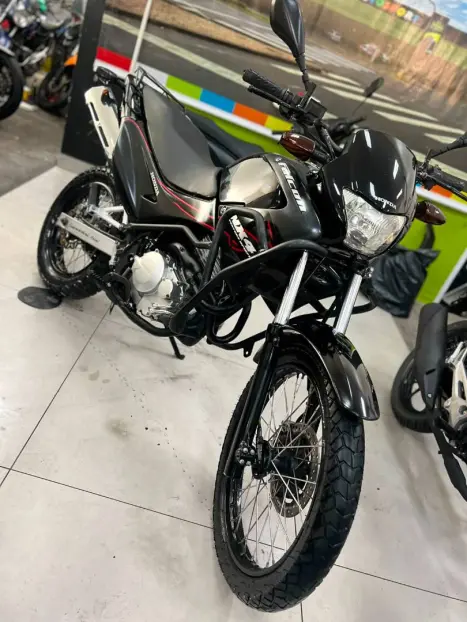 HONDA NX Falcon 400, Foto 2