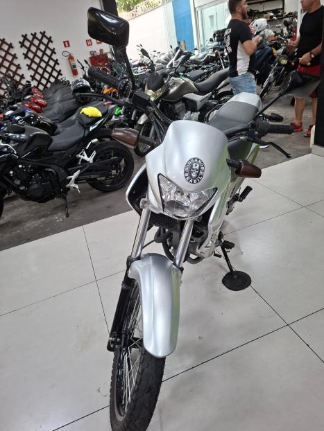 HONDA NX Falcon 400, Foto 2