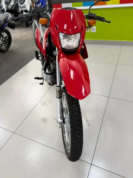 HONDA NXR Bros 150 ESD, Foto 2