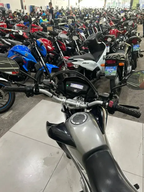 HONDA NXR Bros 160 ESDD, Foto 3