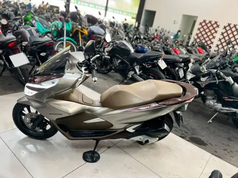 HONDA PCX 150 , Foto 4