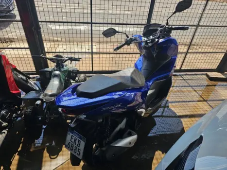 HONDA PCX 150 DLX, Foto 2