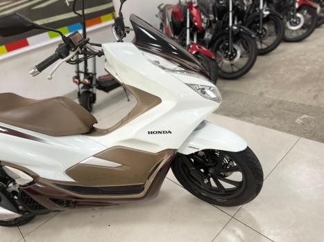 HONDA PCX 150 DLX, Foto 10