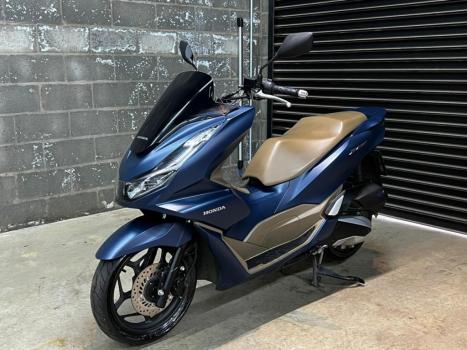 HONDA PCX 150 DLX, Foto 2