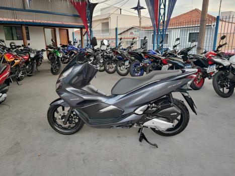 HONDA PCX 150 DLX, Foto 3