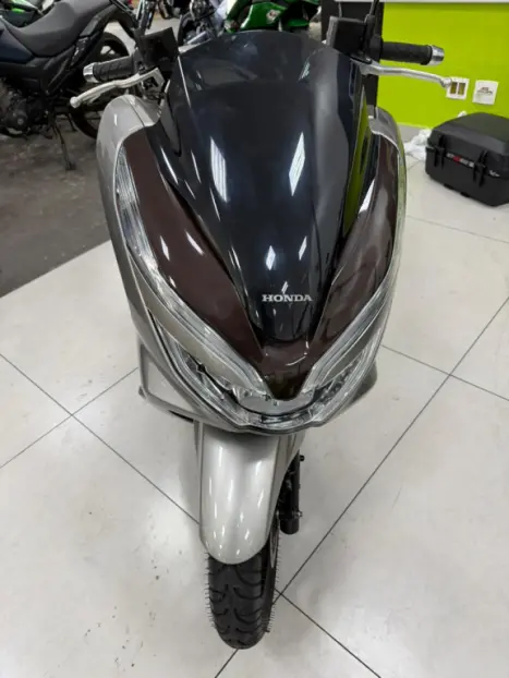 HONDA PCX 150 DLX, Foto 8