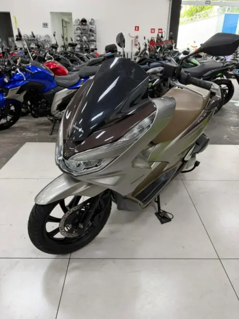 HONDA PCX 150 DLX, Foto 11