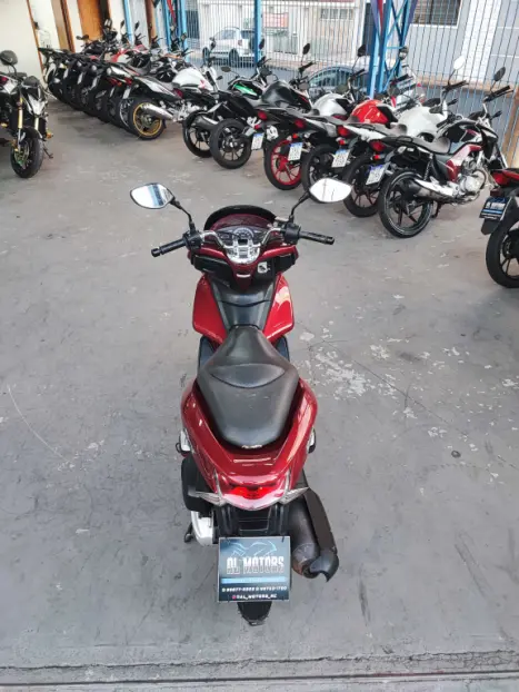 HONDA PCX 150 DLX, Foto 6