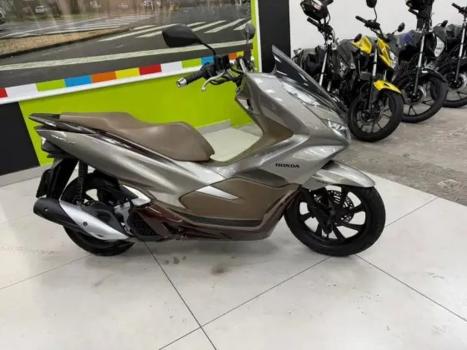 HONDA PCX 150 DLX, Foto 13