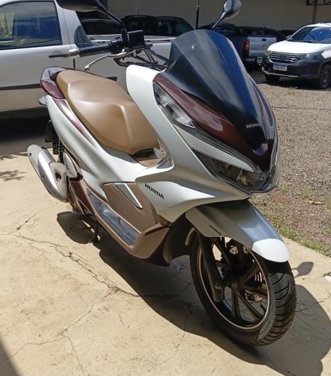 HONDA PCX 150 DLX, Foto 2