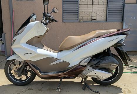 HONDA PCX 150 DLX, Foto 3