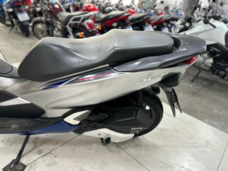 HONDA PCX 150 SPORT, Foto 2 HONDA PCX 150 SPORT, Foto 2