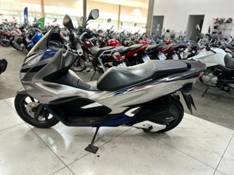 HONDA PCX 150 SPORT, Foto 3 HONDA PCX 150 SPORT, Foto 3