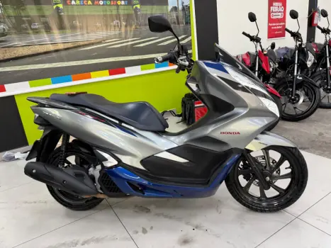 HONDA PCX 150 SPORT, Foto 2