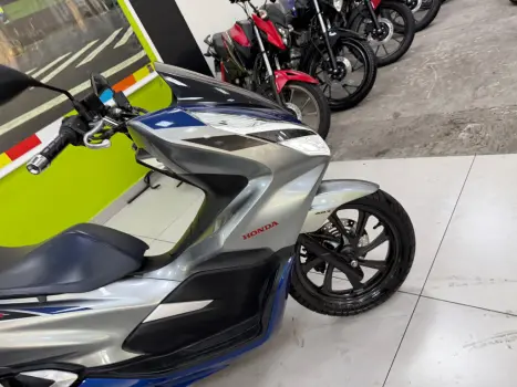 HONDA PCX 150 SPORT, Foto 3