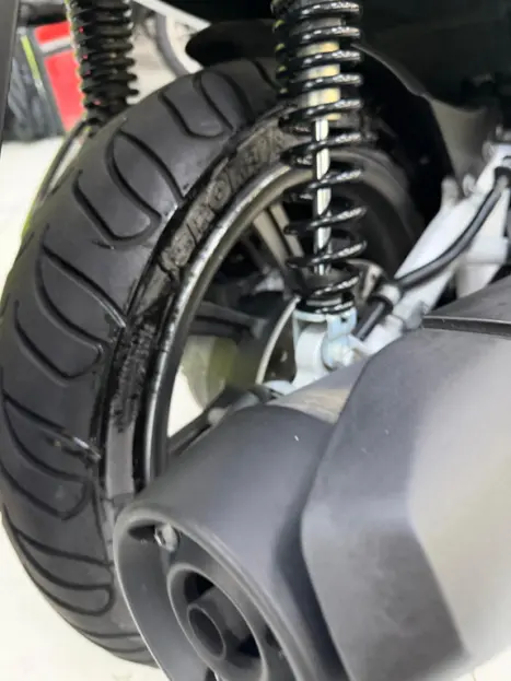 HONDA PCX 150 SPORT, Foto 4