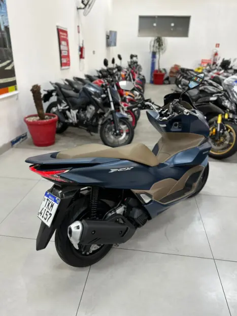 HONDA PCX 160 DLX ABS, Foto 5 HONDA PCX 160 DLX ABS, Foto 5