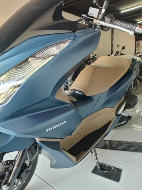 HONDA PCX 160 DLX ABS, Foto 6 HONDA PCX 160 DLX ABS, Foto 6