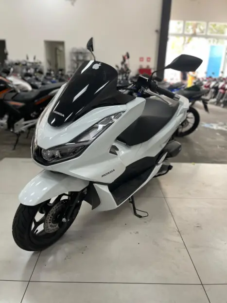 HONDA PCX 160 DLX ABS, Foto 3