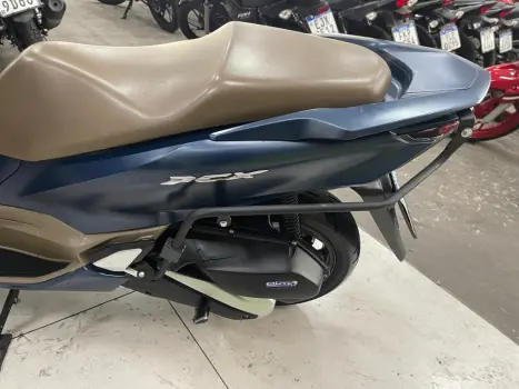 HONDA PCX 160 DLX ABS, Foto 3