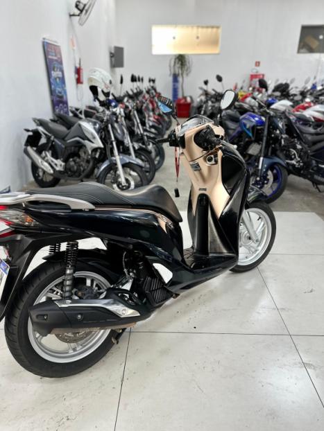 HONDA SH 150 I , Foto 6