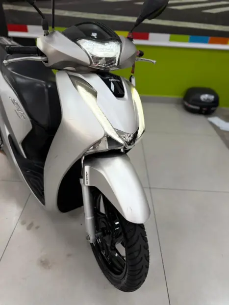HONDA SH 150 I , Foto 8