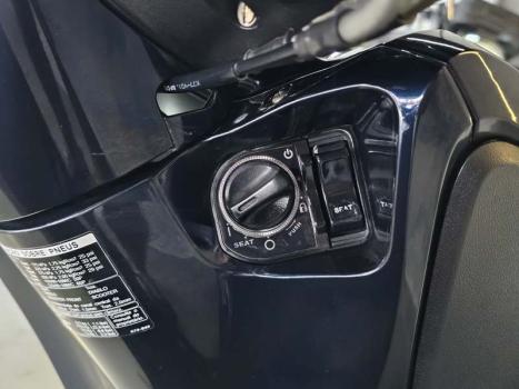 HONDA SH 150 I DLX, Foto 6