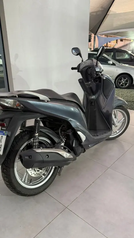HONDA SH 150 I DLX, Foto 5