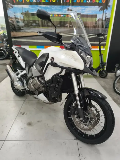 HONDA VFR 1200 X, Foto 4