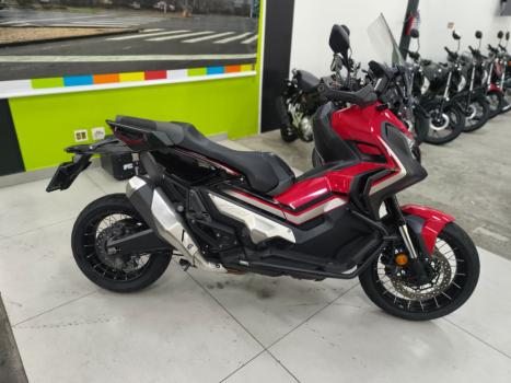 HONDA X-ADV 750 , Foto 2