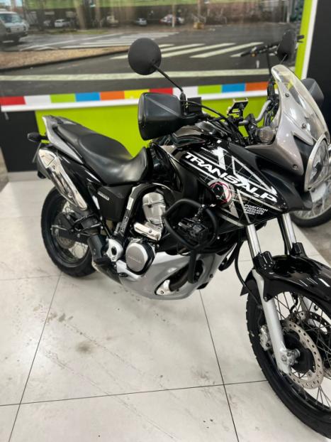 HONDA XL 700V Transalp , Foto 2