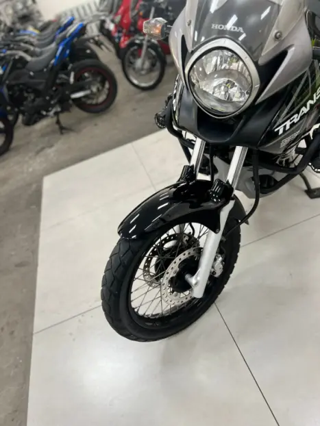 HONDA XL 700V Transalp , Foto 9