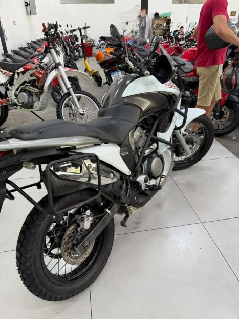 HONDA XL 700V Transalp , Foto 2
