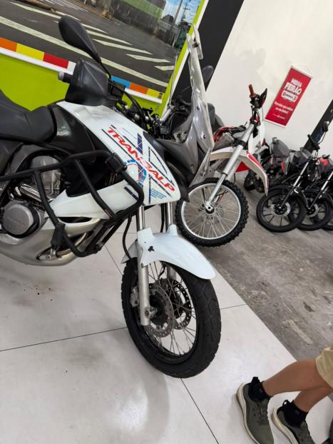 HONDA XL 700V Transalp , Foto 4