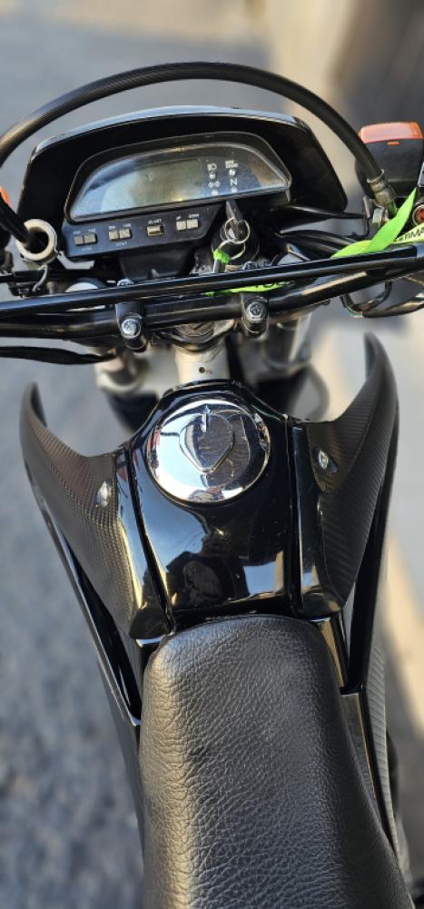 HONDA XR Tornado 250 , Foto 6
