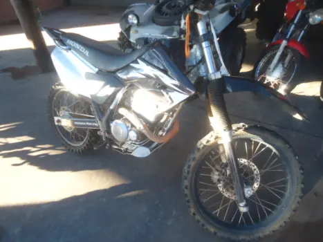 HONDA XR Tornado 250 , Foto 2