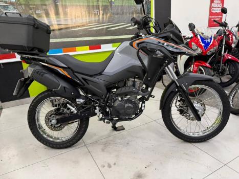 HONDA XRE 190 ABS, Foto 2