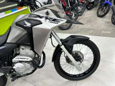 HONDA XRE 300 , Foto 12