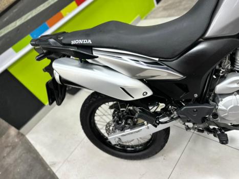 HONDA XRE 300 , Foto 13