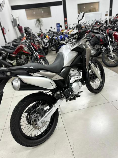 HONDA XRE 300 , Foto 16