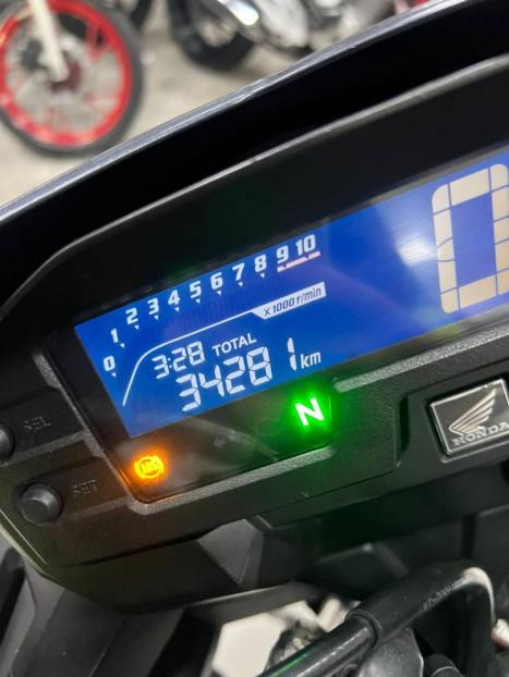 HONDA XRE 300 , Foto 16
